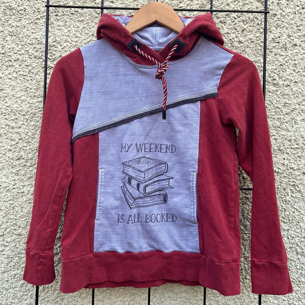 📚 Handmade Hoodie Kids Size 8-11 ❤️